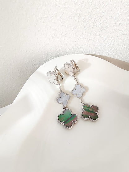 [Love Lucky]CLOVER 3 MOTIFS CHALCEDONY DARK MOP SILVER EARRINGS