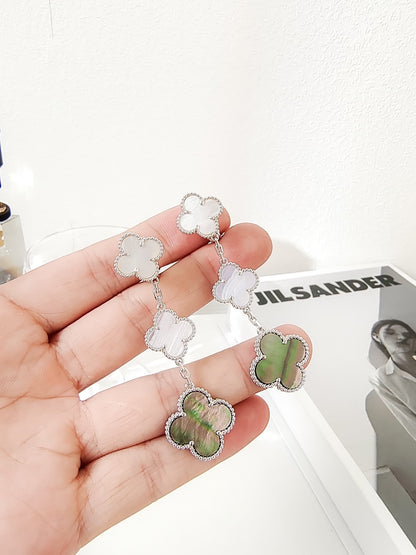 [Love Lucky]CLOVER 3 MOTIFS CHALCEDONY DARK MOP SILVER EARRINGS