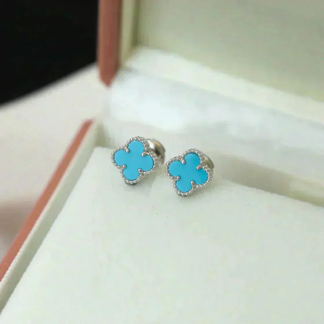 [Love Lucky]CLOVER MINI 9.5MM ONYX STUD EARRINGS SILVER