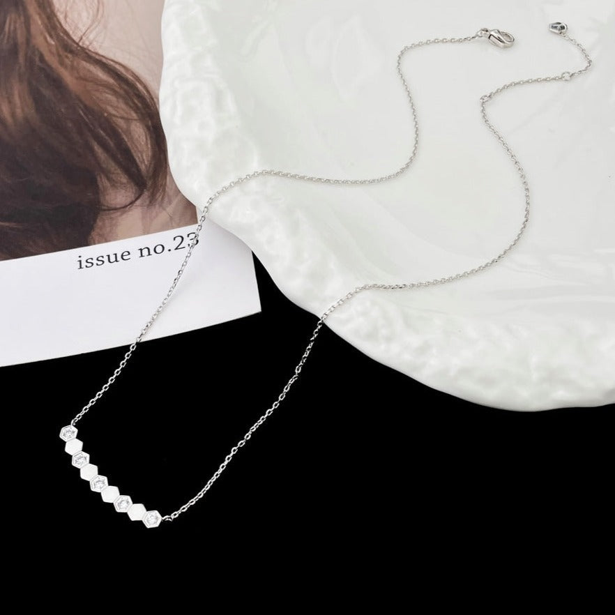 [Love Lucky]BEE MY LOVE DIAMOND NECKLACE