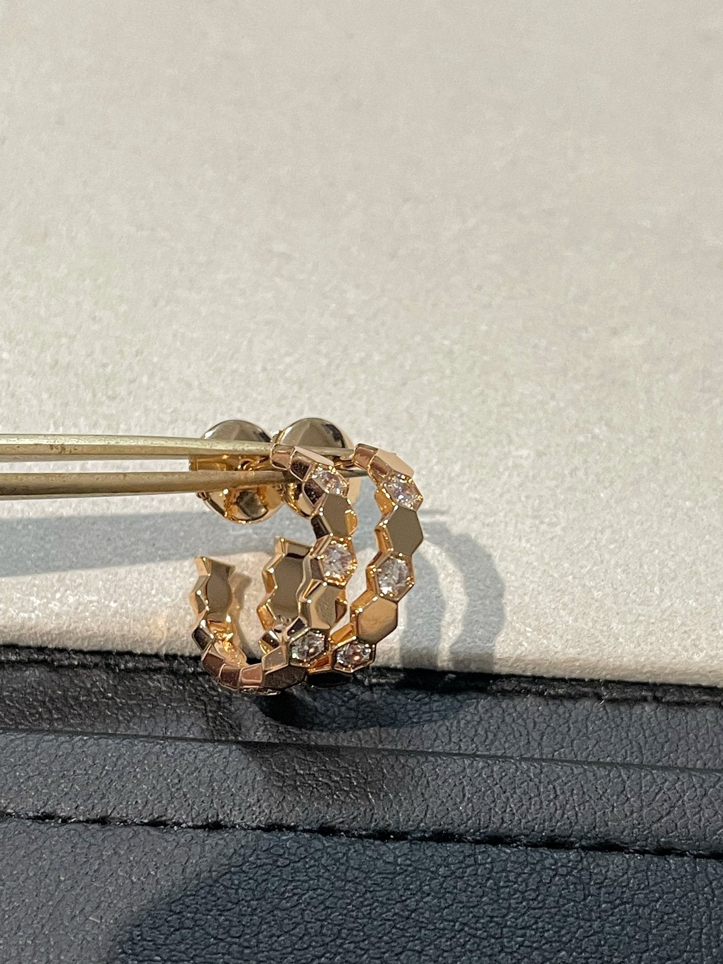 [Love Lucky]Hollow Design Four-Leaf Clover Flower Shape Ring