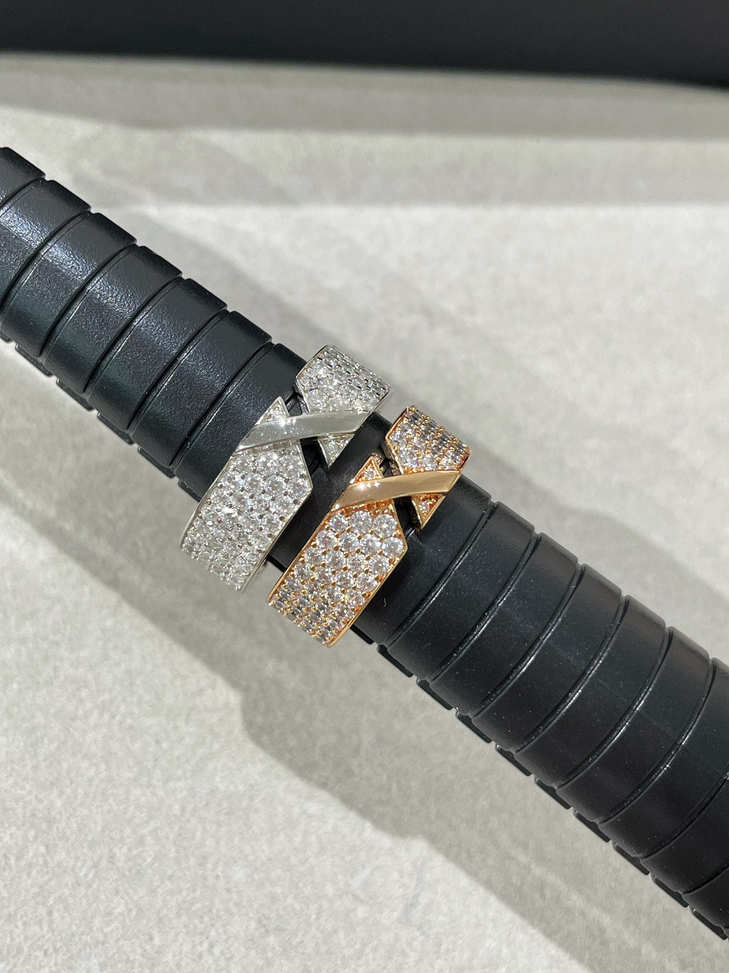 [Love Lucky]LIENS EVIDENCE  DIAMOND PAVED RING
