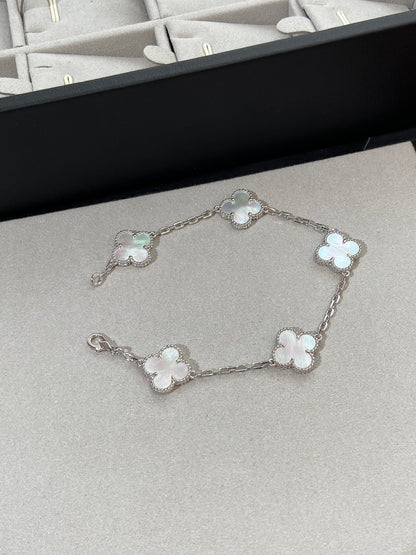 [Love Lucky]CLOVER SILVER MOP 5 MOTIF BRACELET