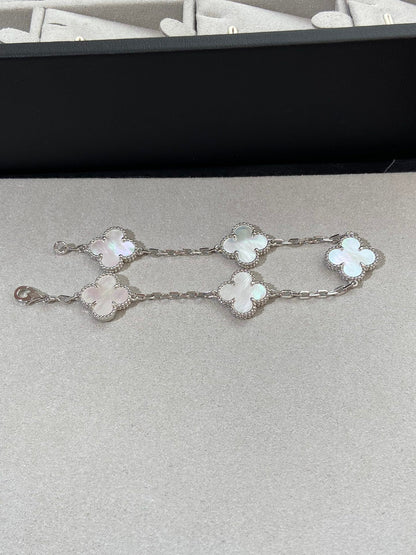 [Love Lucky]CLOVER SILVER MOP 5 MOTIF BRACELET