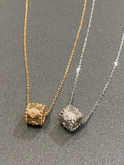 [Love Lucky]PERLEE PEDANT SIVLER DIAMOND NECKLACE