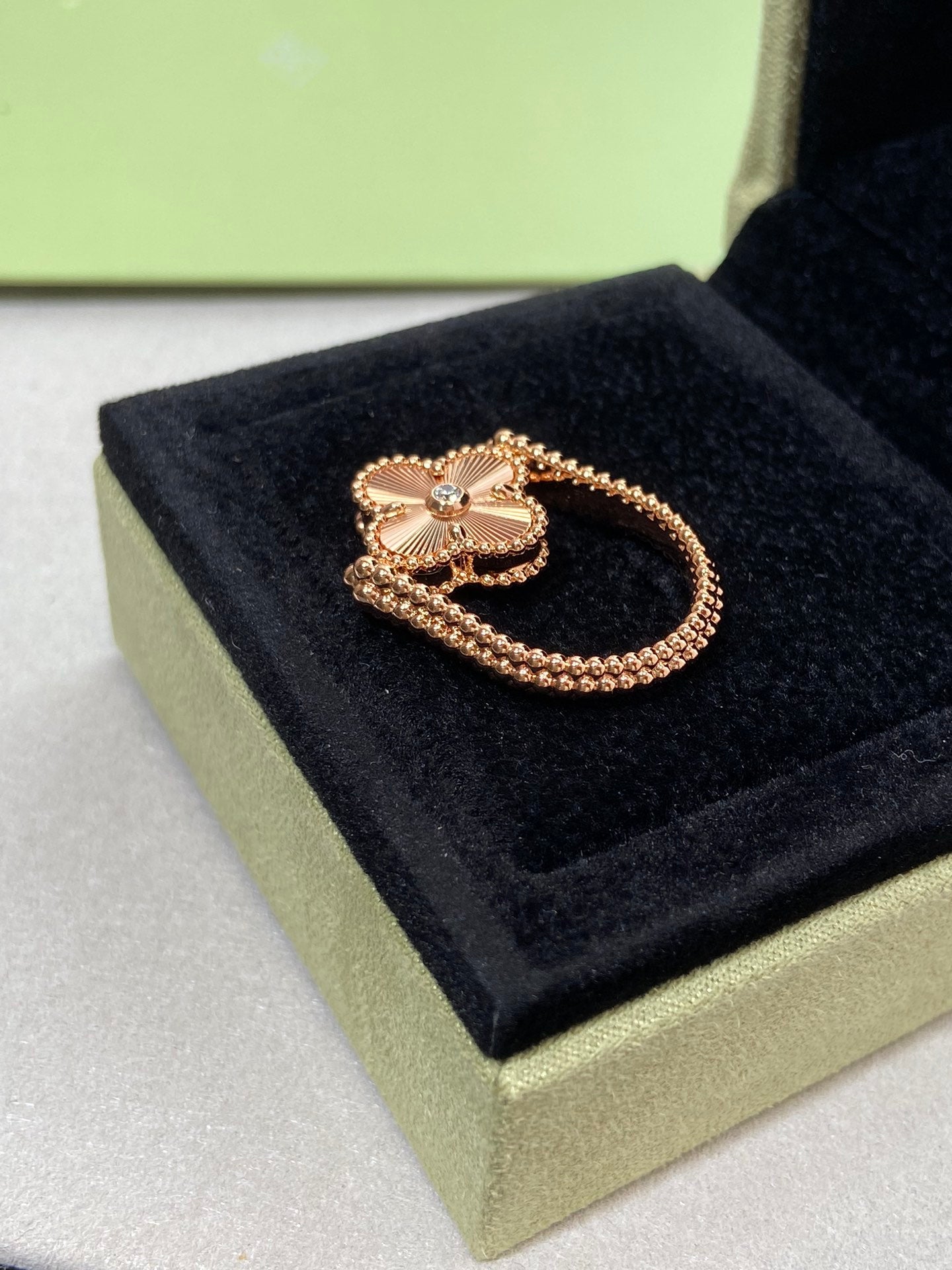 [Love Lucky]CLOVER RIVERSIBLE ROSE GOLD RING