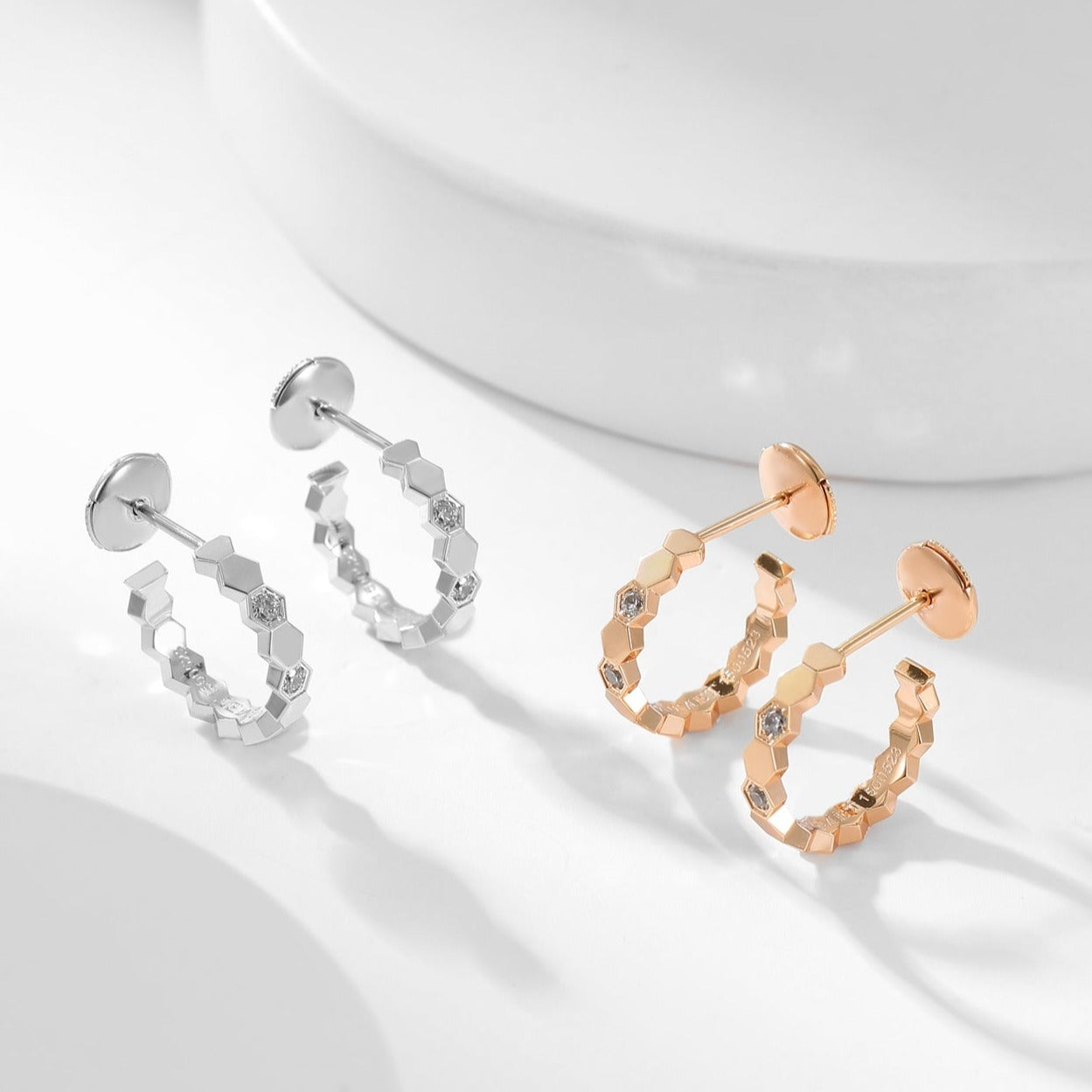 [Love Lucky]BEE LOVE DIAMOND HOOP EARRINGS