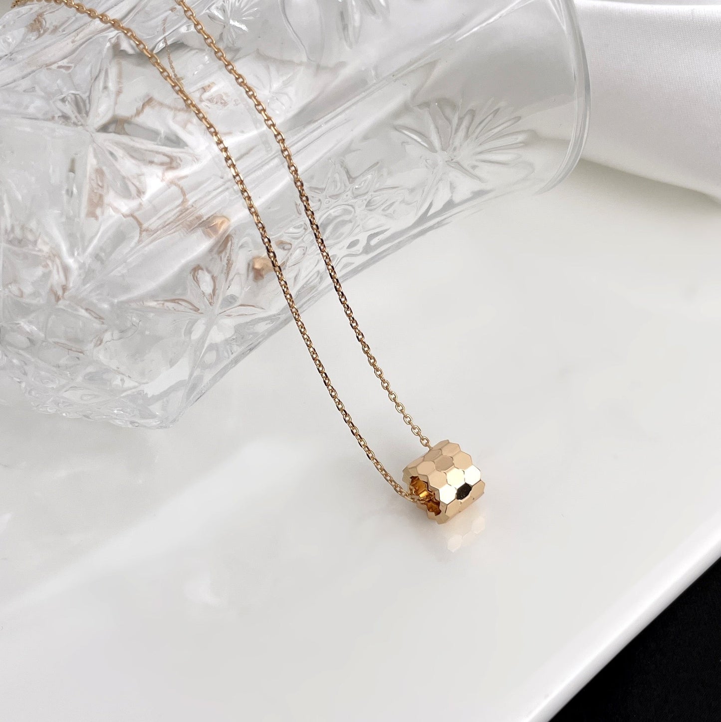 [Love Lucky]BEE MINI NECKLACE