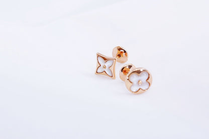 [Love Lucky]STAR AND SUN PINK GOLD MOP STUD EARRINGS