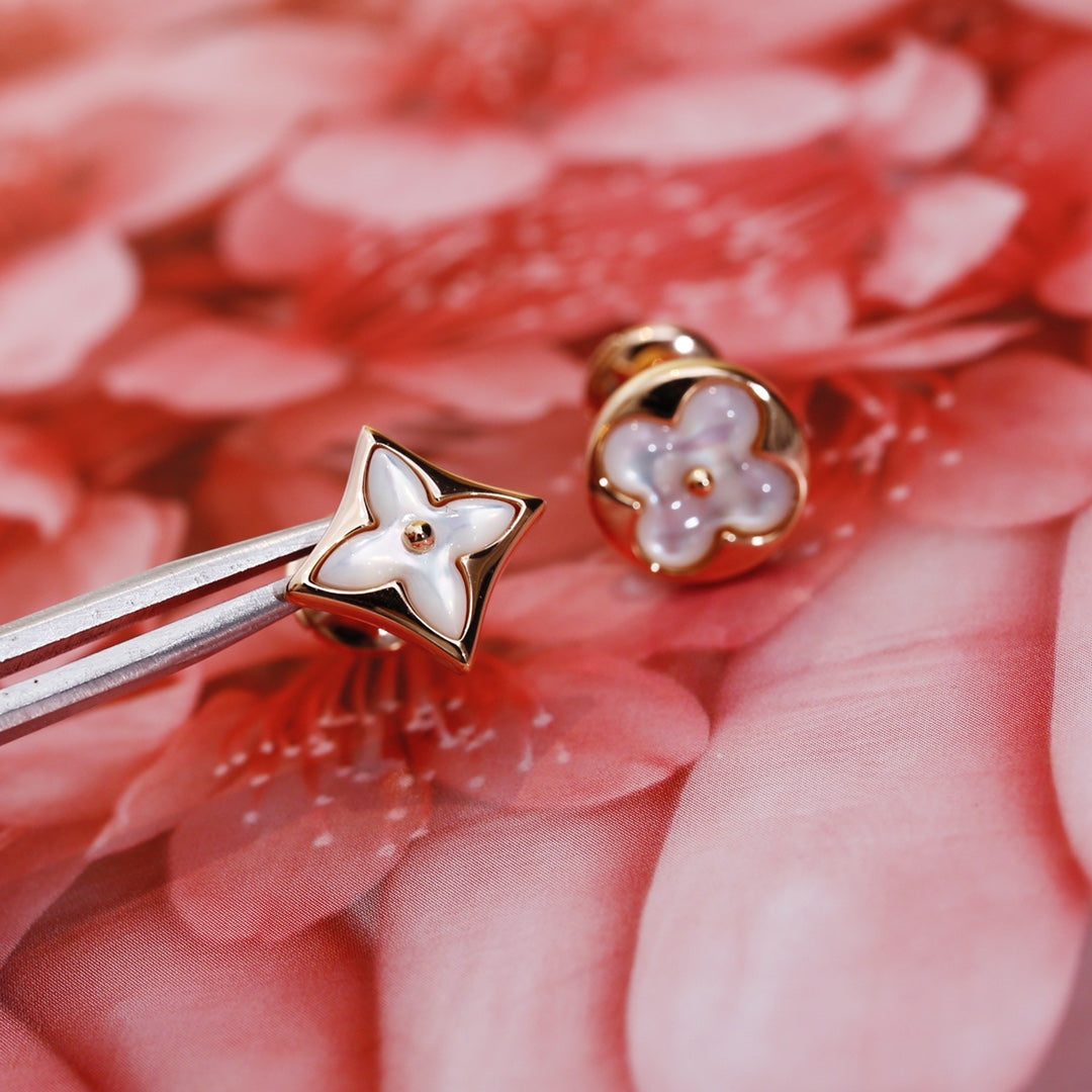 [Love Lucky]STAR AND SUN PINK GOLD MOP STUD EARRINGS