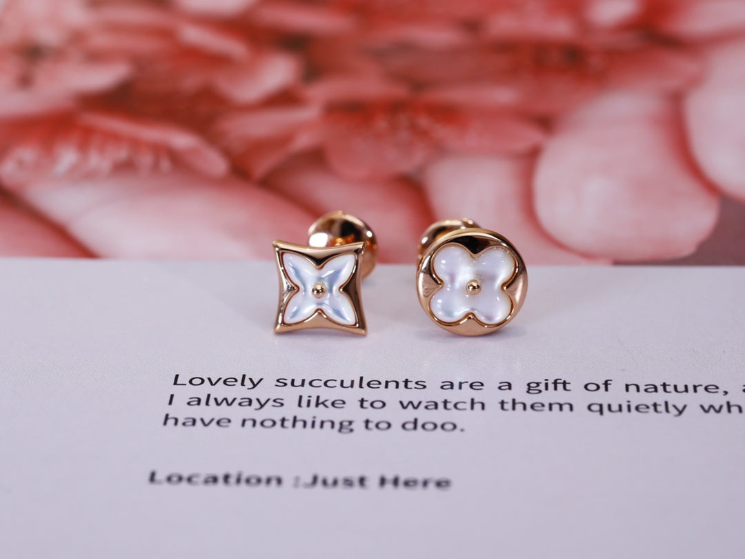 [Love Lucky]STAR AND SUN PINK GOLD MOP STUD EARRINGS
