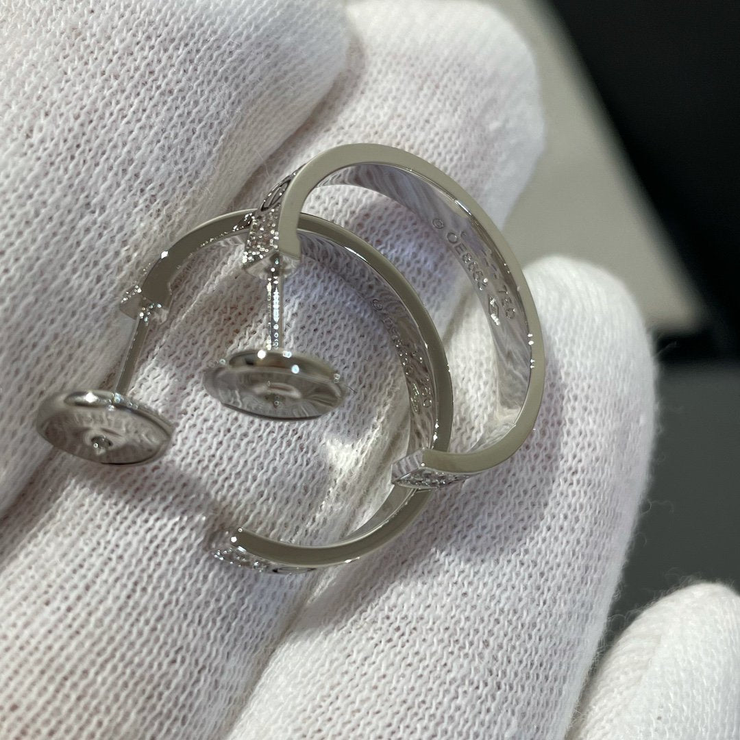 [Love Lucky]LOVE DIAMOND SILVER HOOP EARRINGS