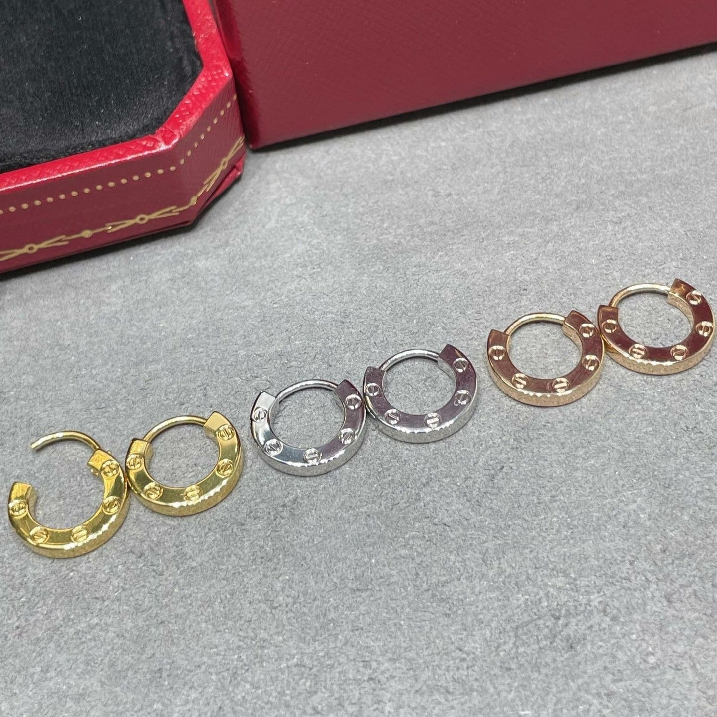 [Love Lucky]LOVE MINI EARRINGS