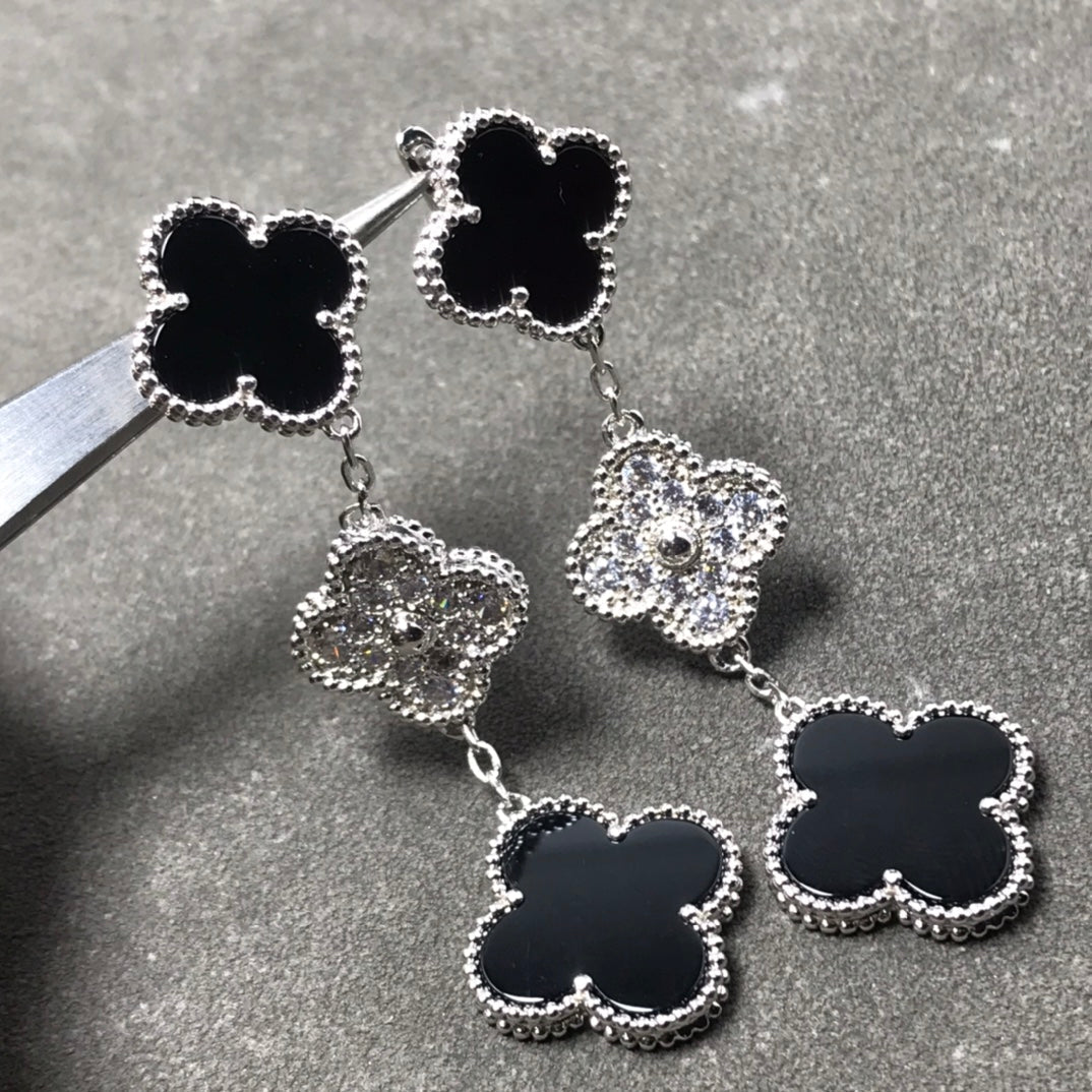 [Love Lucky]CLOVER 3 MOTIF DIAMOND ONYX SILVER EARRINGS