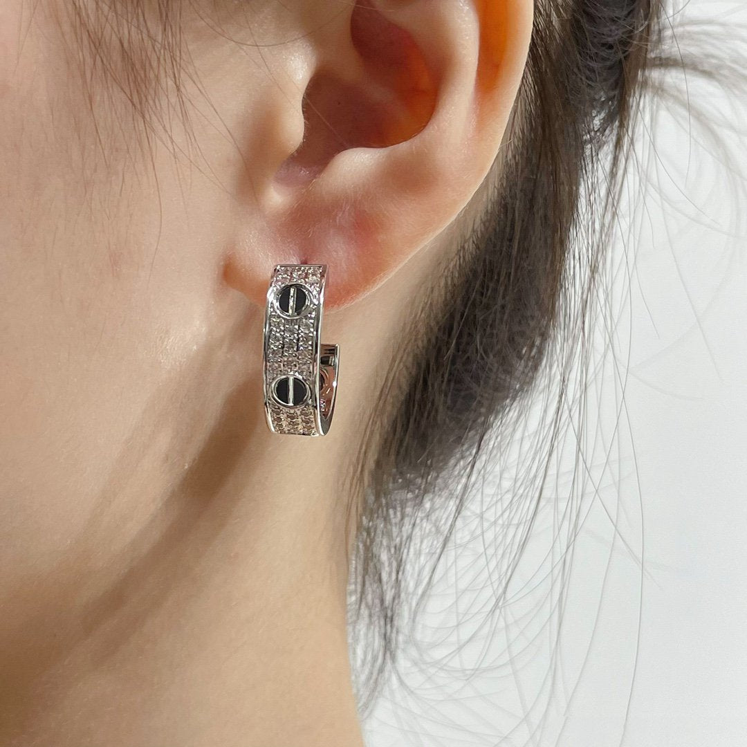 [Love Lucky]LOVE CERAMIC DIAMOND PAVED SILVER EARRINGS