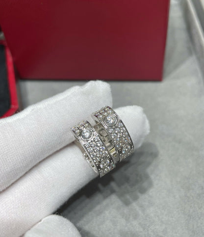 [Love Lucky]LOVE 5.5MM DIAMOND PAVED EARRINGS
