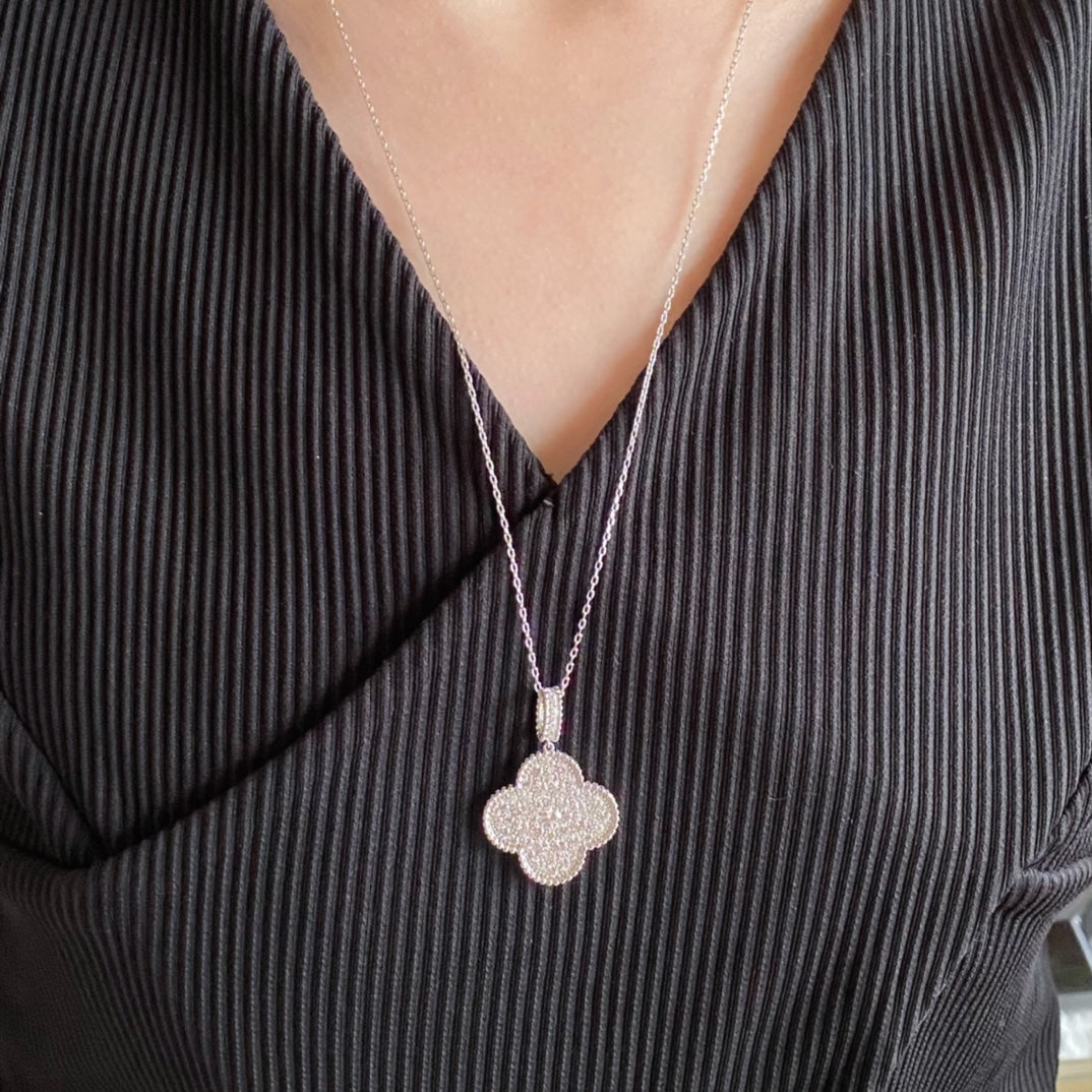 [Love Lucky]CLOVER 25MM LARGE PEDANT DIAMOND PAVED LONG NECKLACE