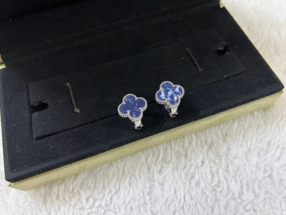 [Love Lucky]CLOVER PIETERSITE MEDIUM STUD EARRINGS