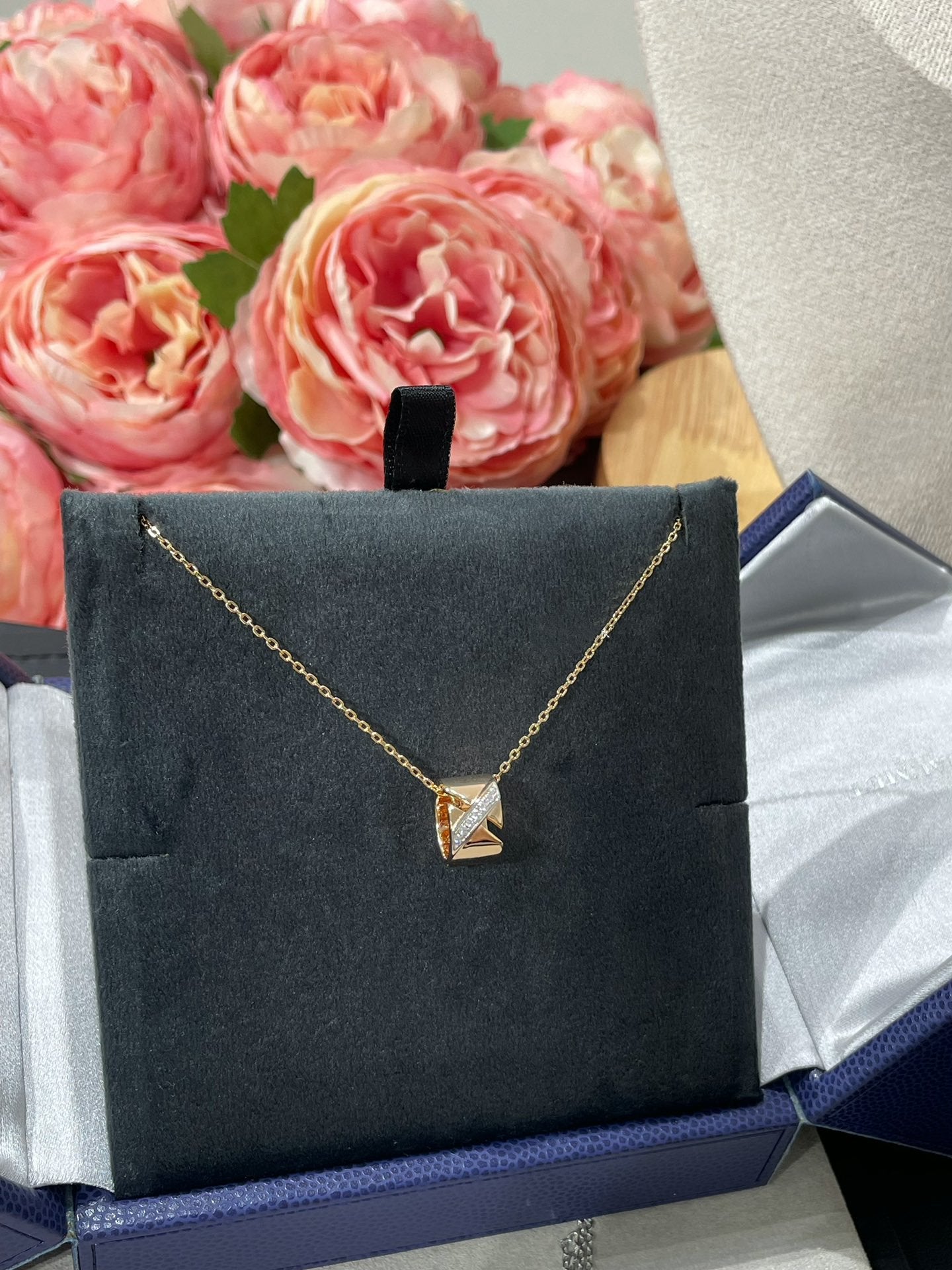 [Love Lucky]LIENS EVIDENCE DIAMOND NECKLACE