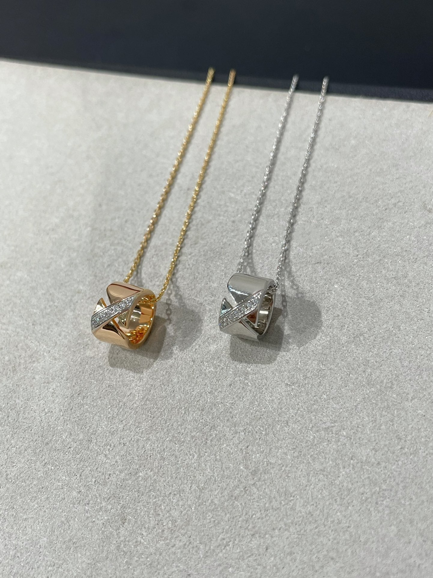 [Love Lucky]LIENS EVIDENCE DIAMOND NECKLACE