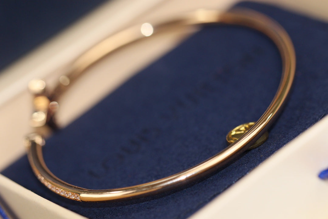 [Love Lucky]IDYLLE PINK GOLD OPEN BRACELET DIAMOND PAVED