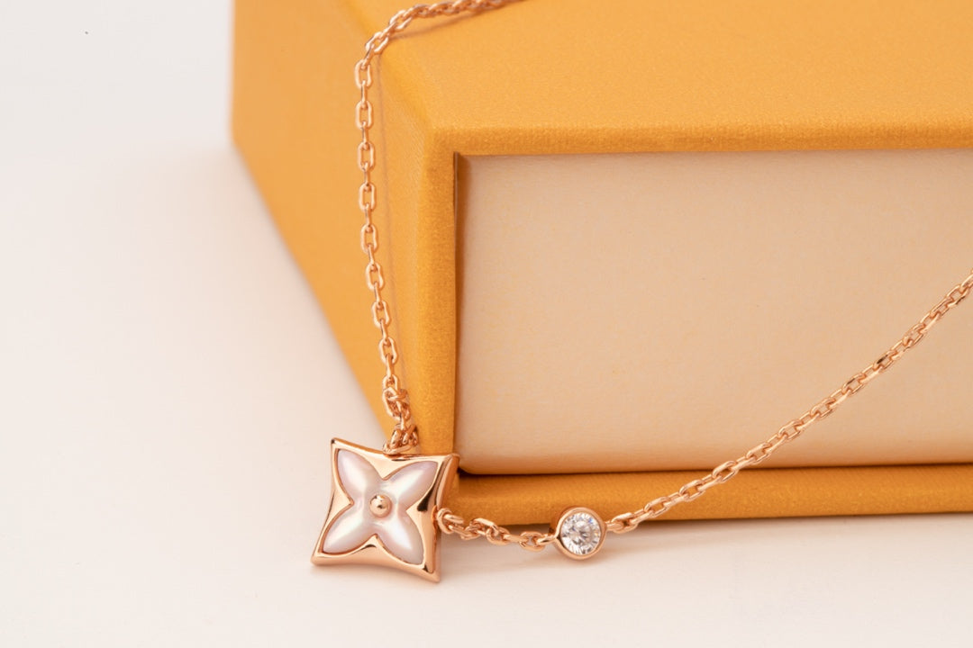 [Love Lucky]STAR PINK MOP 1 DIAMOND PINK GOLD NECKLACE