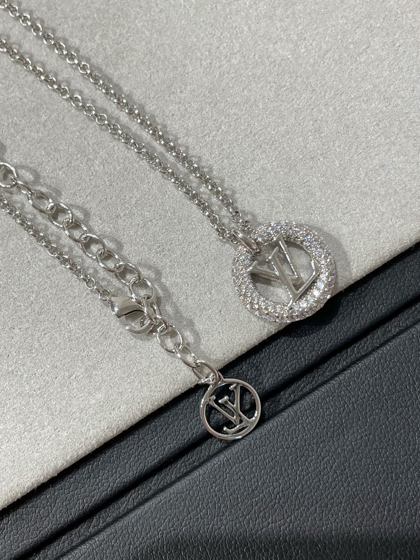 [Love Lucky]BY NIGHT DIAMOND PAVED NECKLACE