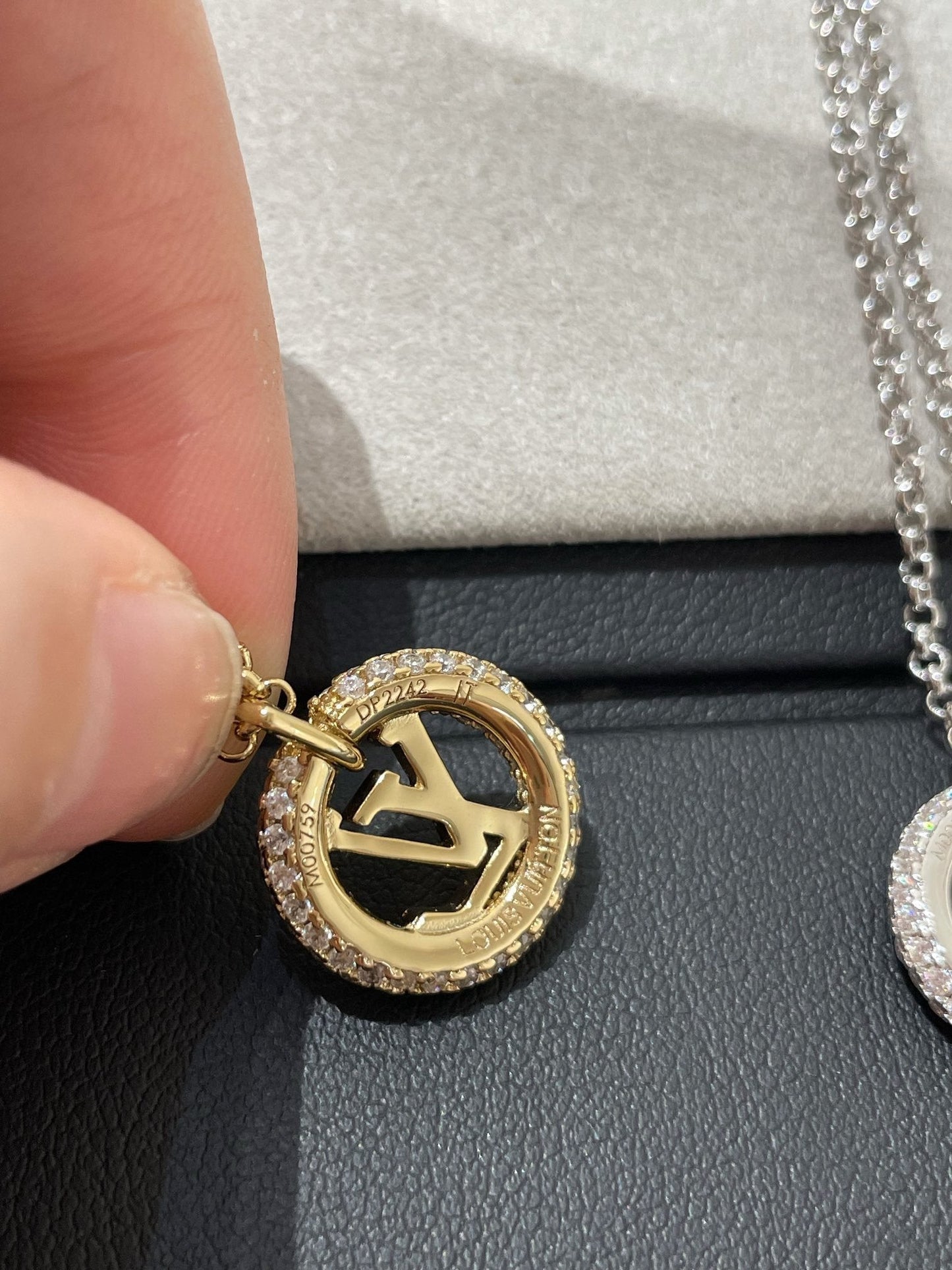 [Love Lucky]BY NIGHT DIAMOND PAVED NECKLACE