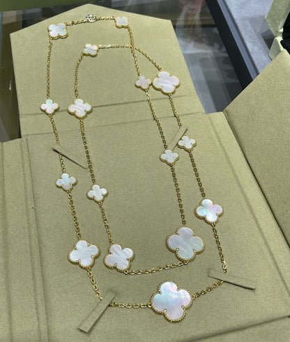 [Love Lucky]CLOVER 16 MOTIF WHITE MOP GOLD NECKLACE