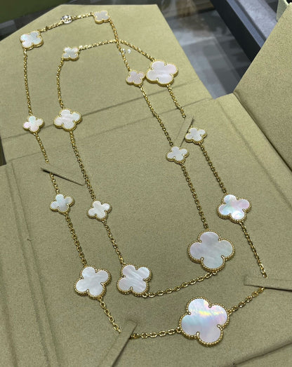 [Love Lucky]CLOVER 16 MOTIF WHITE MOP GOLD NECKLACE