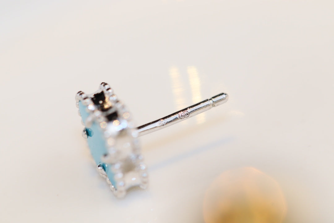 [Love Lucky]CLOVER MINI TURQUOISE SILVER STUD EARRINGS