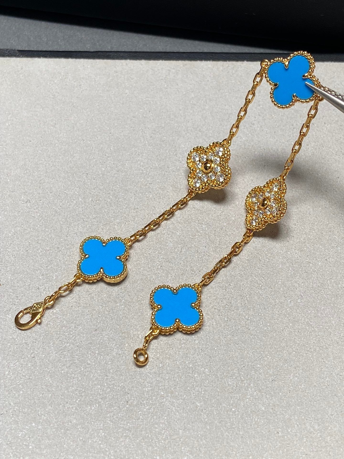 [Love Lucky]CLOVER 5 MOTIF BLUE CHALCEDONY DIAMOND GOLD BRACELET