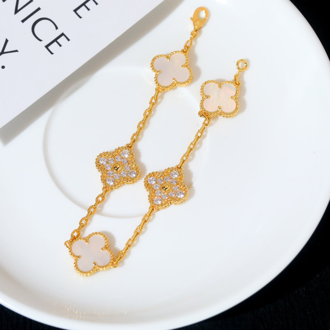 [Love Lucky]CLOVER BRACELET 5 MOTIF WHITE MOP DIAMOND