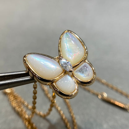 [Love Lucky]BUTTERFLY MOP DIAMOND NECKLACE