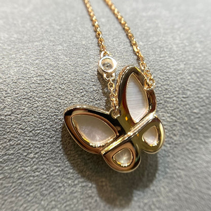 [Love Lucky]BUTTERFLY MOP DIAMOND NECKLACE