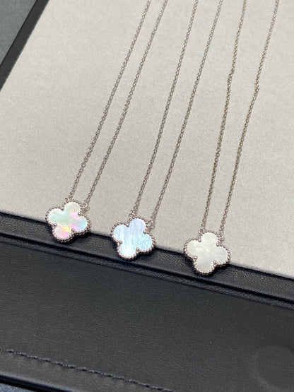[Love Lucky]CLOVER MEDIUM SILVER WHITE MOP NECKLACE