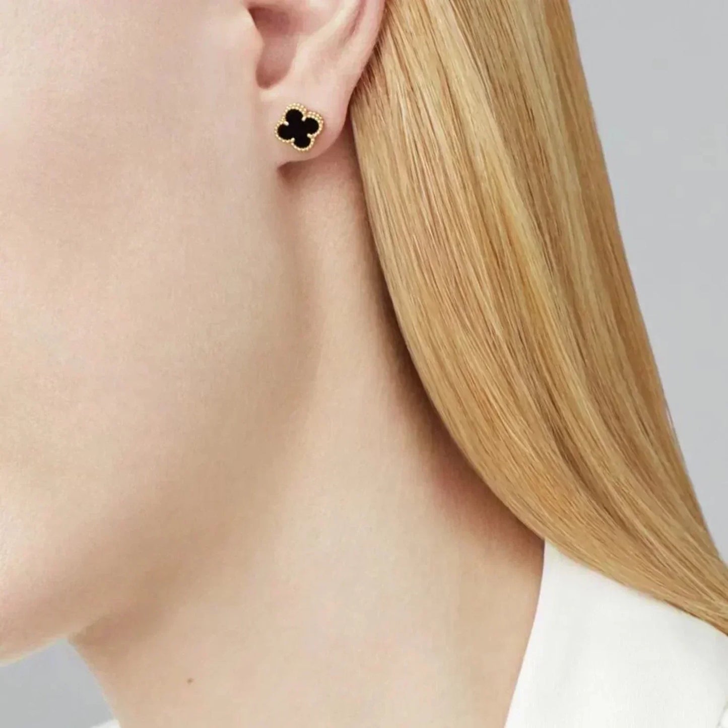 [Love Lucky]CLOVER MINI 9.5MM BLACK MOP EARRINGS