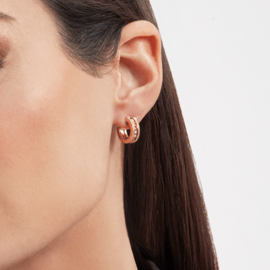 [Love Lucky]ZERO 1 ROCK GOLD EARRINGS WITH STUDDED SPIRAL AND PAVED DIAMONDS