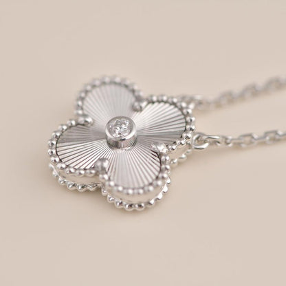 [Love Lucky]CLOVER  15MM DIAMOND LASER NECKLACE SILVER