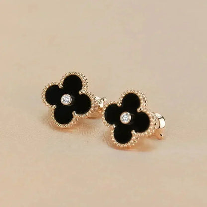 [Love Lucky]CLOVER MEDIUM 1 MOTIFS ONYX DIAMOND EARRINGS