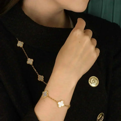 [Love Lucky]CLOVER  5 MOTIF WHITE MOP BRACELET