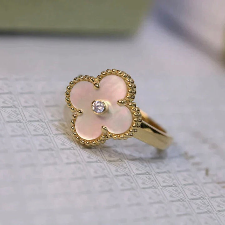 [Love Lucky]CLOVER PINK MOP RING GOLD DIAMOND