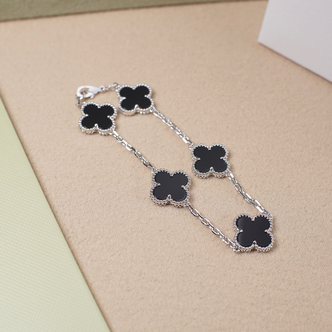 [Love Lucky]CLOVER 5 MOTIF ONYXS  BRACELET SILVER