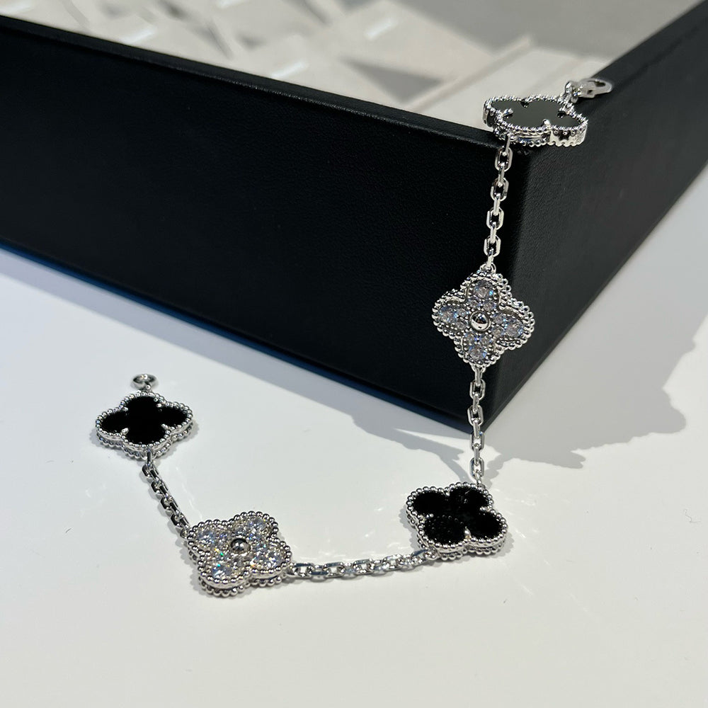 [Love Lucky]CLOVER 5 MOTIF ONYXS DIAMOND BRACELET SILVER