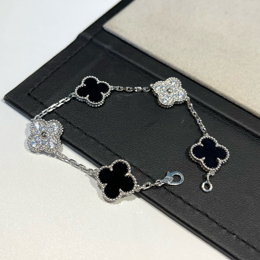 [Love Lucky]CLOVER 5 MOTIF ONYXS DIAMOND BRACELET SILVER