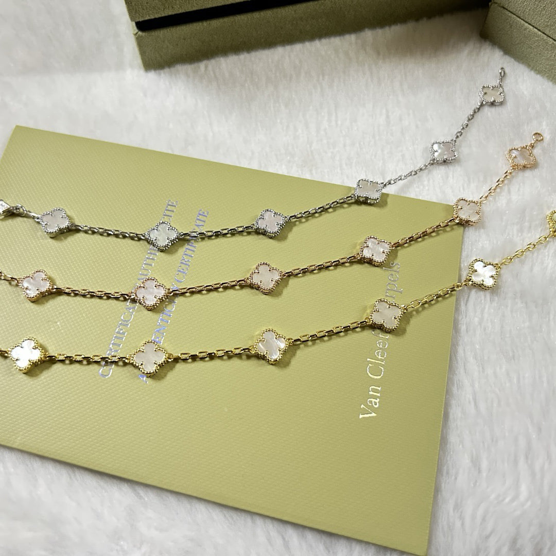 [Love Lucky]CLOVER 6 MOTIF WHITE MOP BRACELET