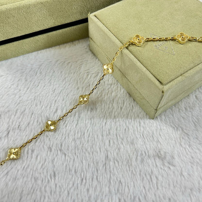 [Love Lucky]CLOVER 6 MOTIF DIAMOND BRACELET