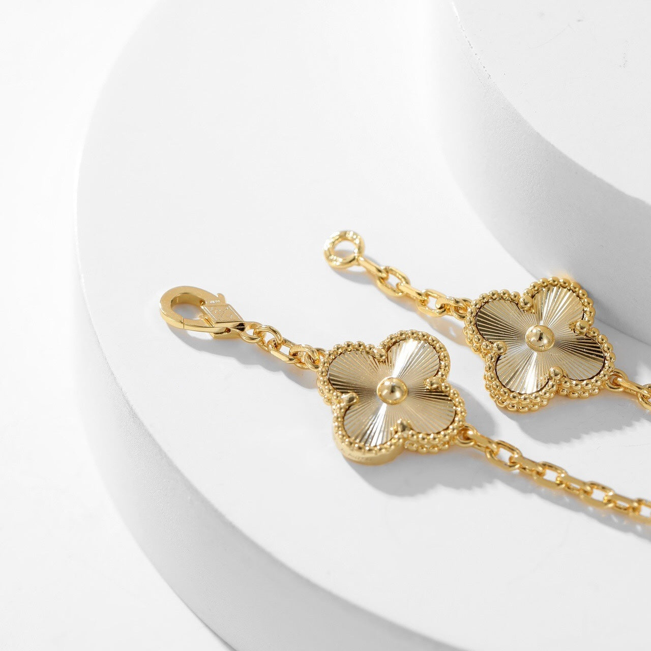 [Love Lucky]CLOVER 10 MOTIFS LASER NECKLACE