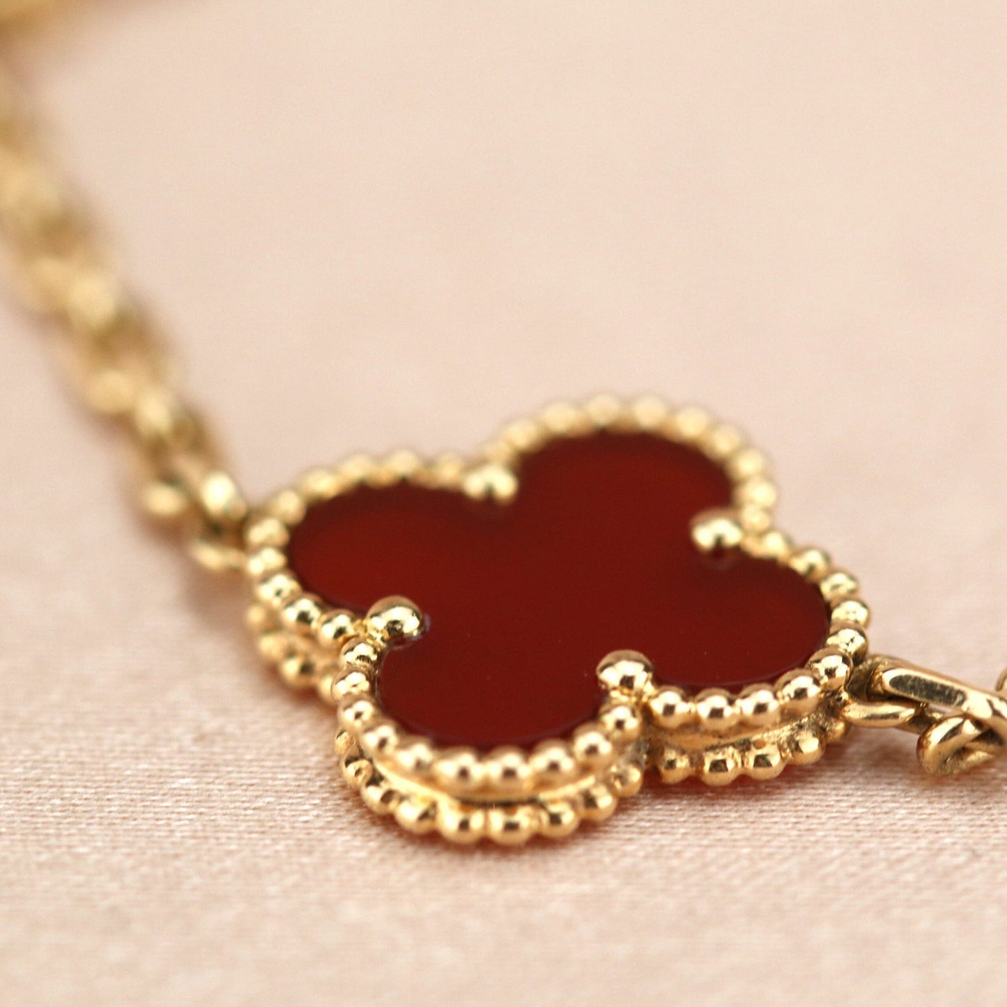 [Love Lucky]CLOVER 5 MOTIFS RED AGATE  BRACELET