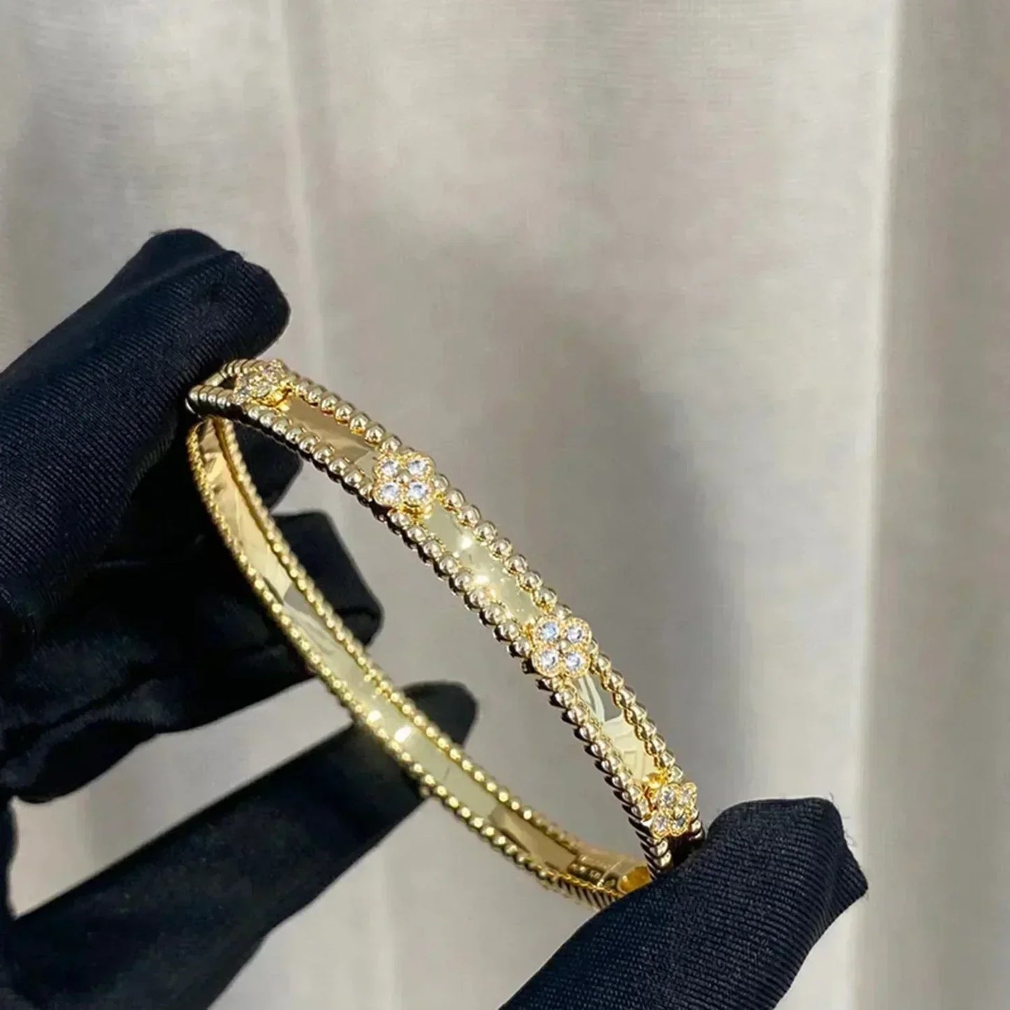 [Love Lucky]CLOVER BRACELET 4MM DIAMONDS